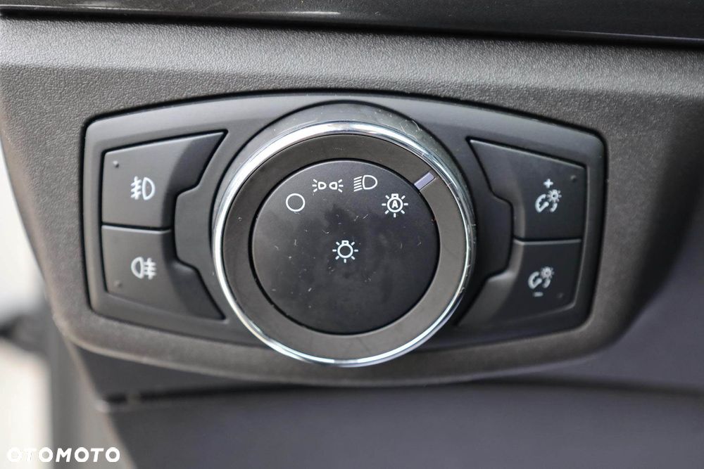 Ford Mondeo 2.0 EcoBlue Titanium - 32