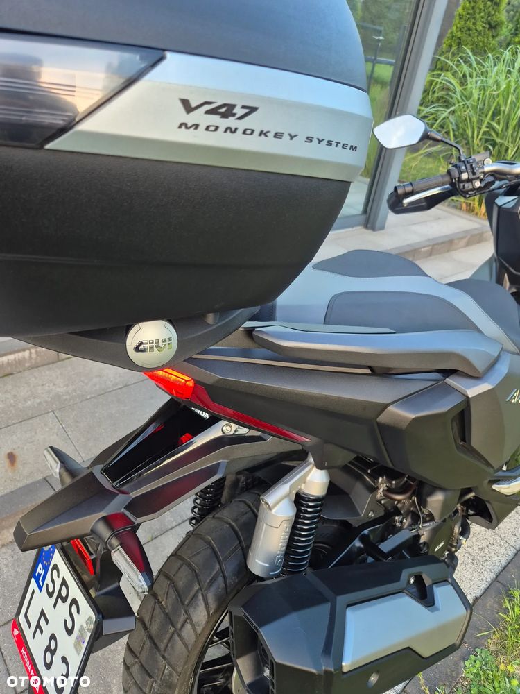 Honda ADV350 - 5