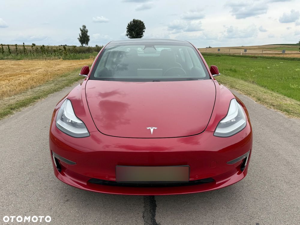 Tesla Model 3 Langstreckenbatterie Allradantrieb Dual Motor - 9