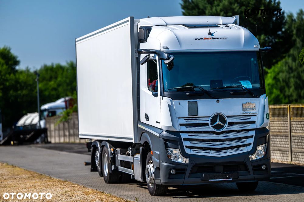 Mercedes-Benz Actros Chłodnia - 3