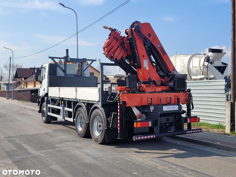 Iveco TRAKKER 260T36 6x4 // HIAB 288 6 WYSUWÓW na 16m // PILOT HDS RADIOWY // MOCNY ŻURAW DUŻY DŹWIG // KLIMA BLOKADY TERENOWE // HAK DO PRZYCZEPY ZACZEP - 12