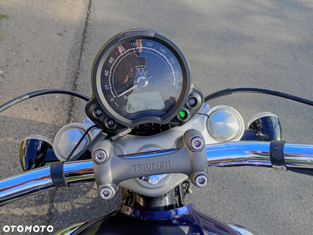 Triumph Speedmaster - 7