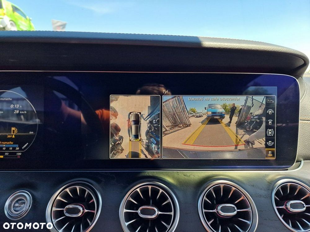 Mercedes-Benz Klasa E - 19