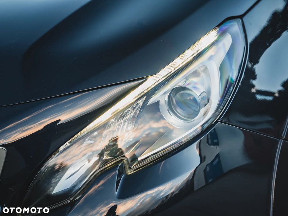 Peugeot 2008 PureTech 110 Stop&Start Allure - 5