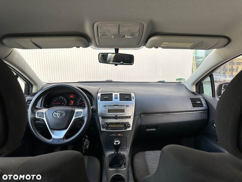 Toyota Avensis 1.6 Active - 27
