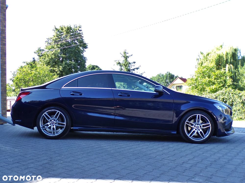 Mercedes-Benz CLA 250 4-Matic AMG Line - 8
