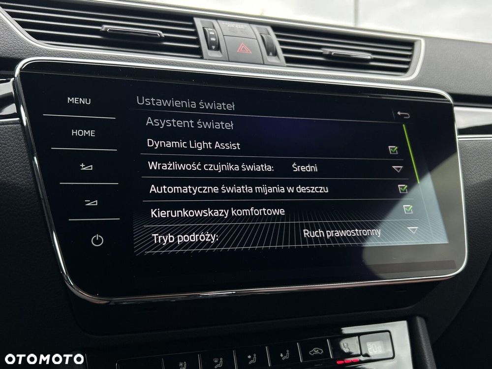 Skoda Superb 2.0 TDI SCR L&K DSG - 34