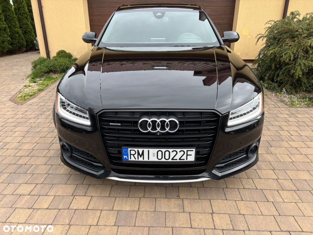 Audi A8 - 6