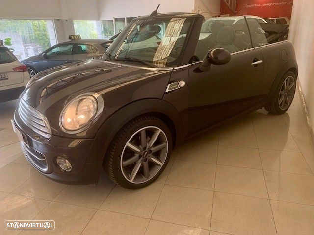 MINI Cabrio Cooper D - 14