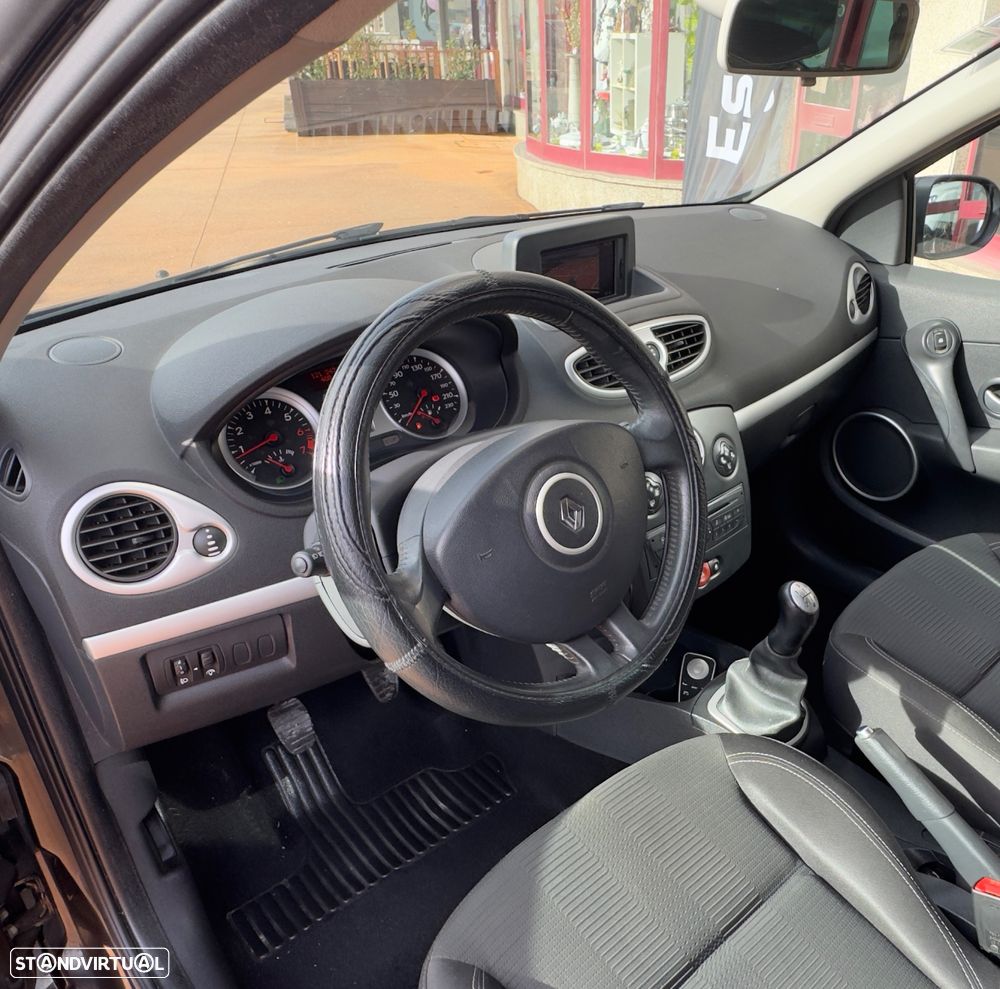 Renault Clio 1.2 16V Dynamique S - 6