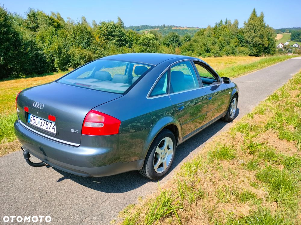 Audi A6 Limousine 2.4 - 10