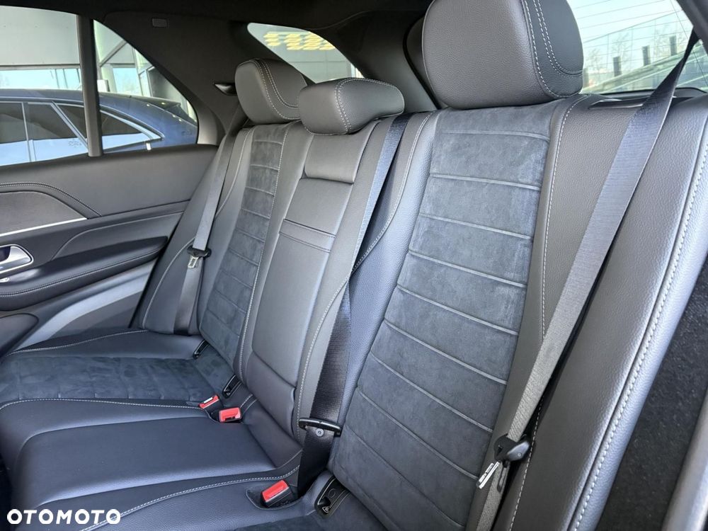 Mercedes-Benz GLE - 9