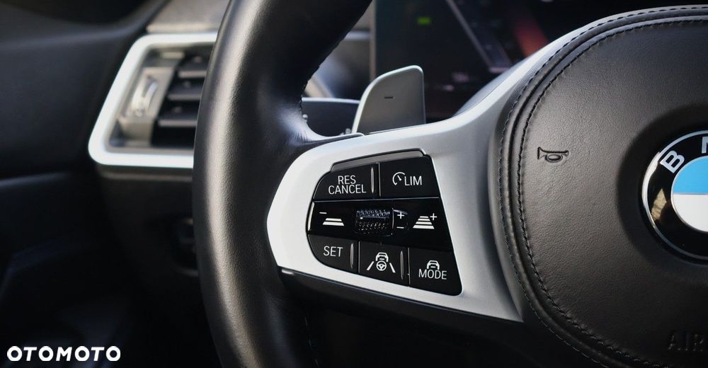 BMW Seria 3 - 25