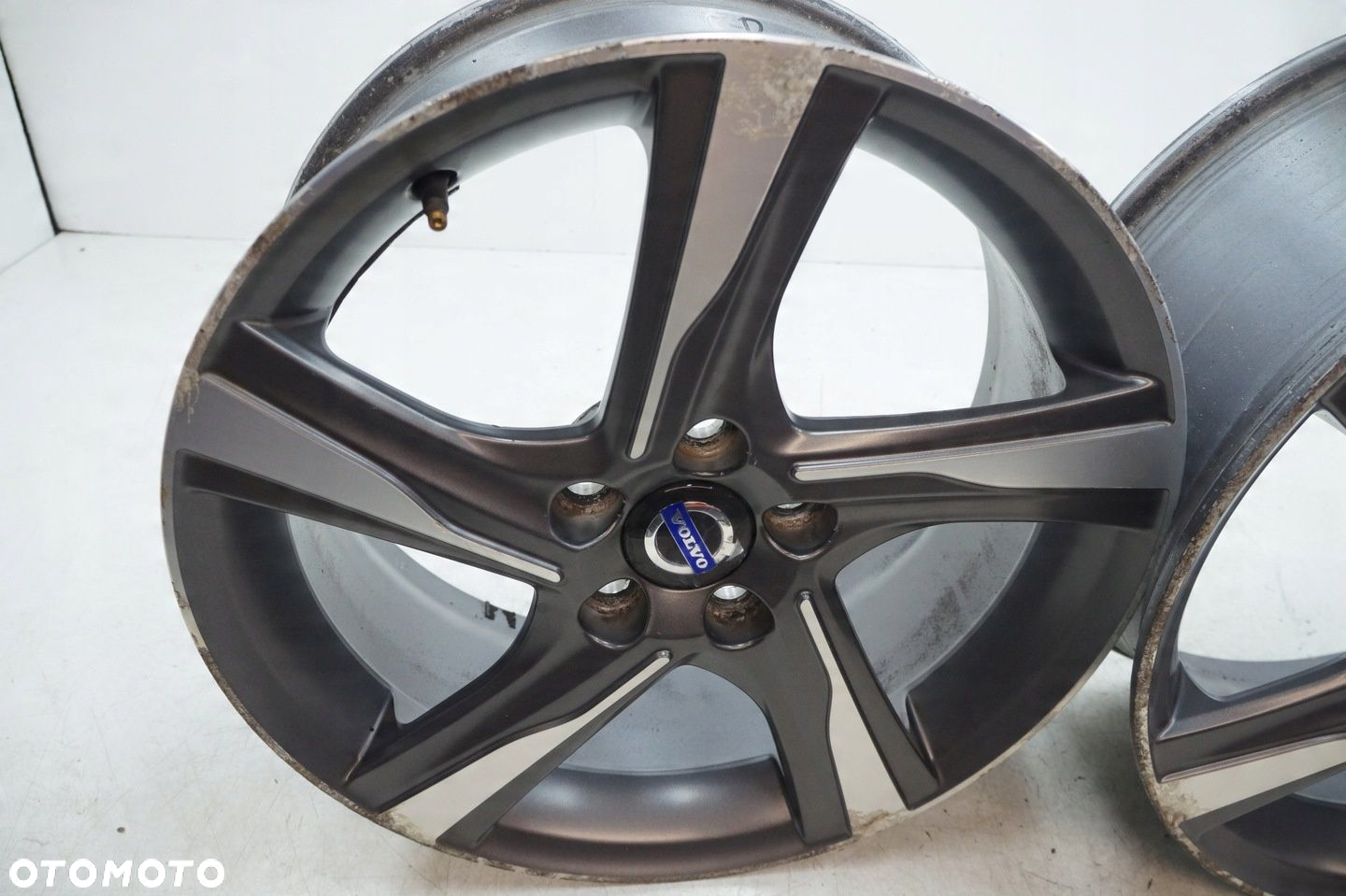 Felgi KOŁA Volvo S60 II V60 I S70 III S80 II 31423521 7.0" 17" 5x108 ET50 - 5