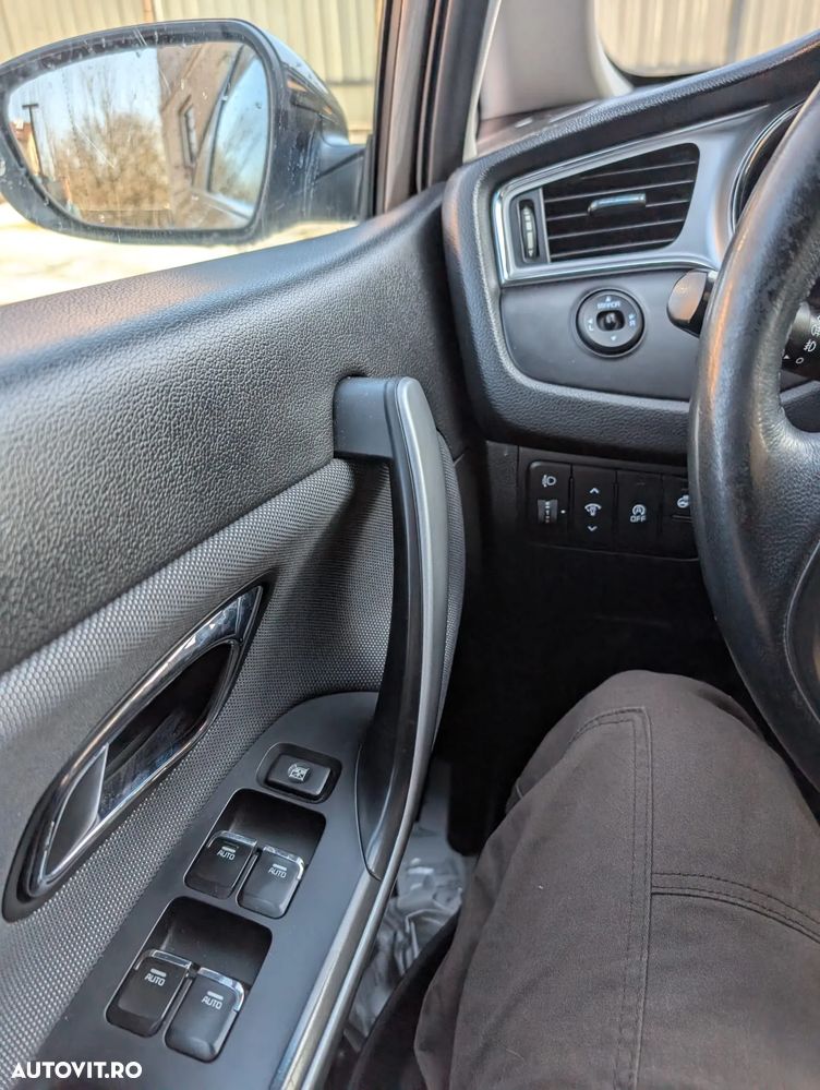 Kia Ceed 1.4 CVVT Dream Team Edition - 23