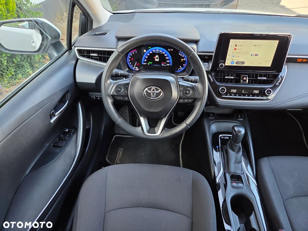 Toyota Corolla - 11