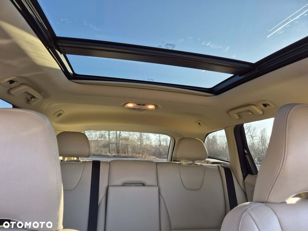 Volvo XC 60 - 18