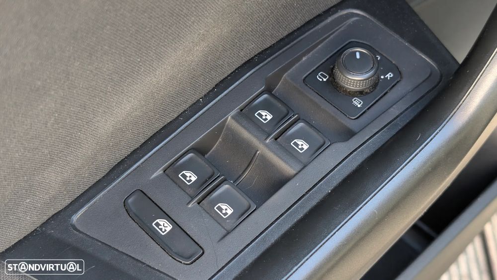 VW T-Roc 1.0 TSI Life - 15