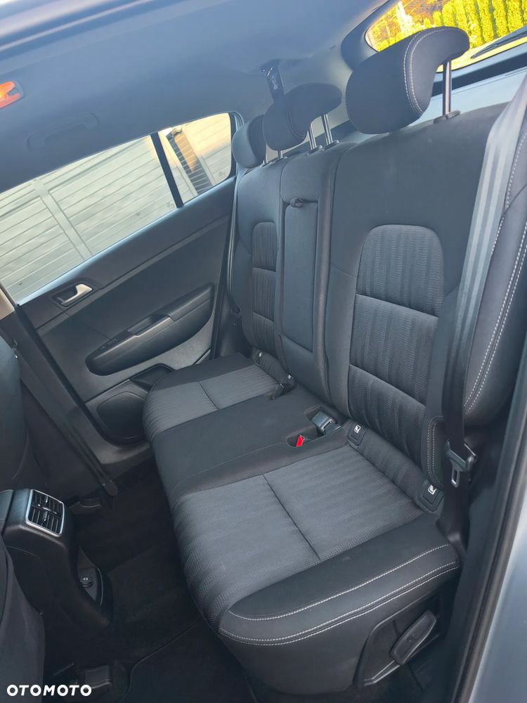 Kia Sportage 1.6 GDI 2WD Black Edition - 22