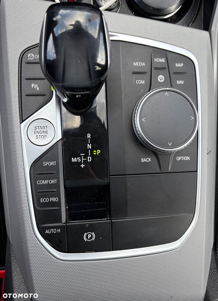 BMW Seria 3 318d mHEV M Sport - 15