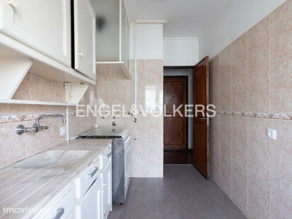 Apartamento T2 Em Odivelas - Grande imagem: 3/26