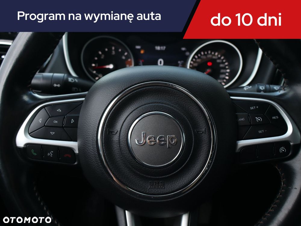 Jeep Compass - 18
