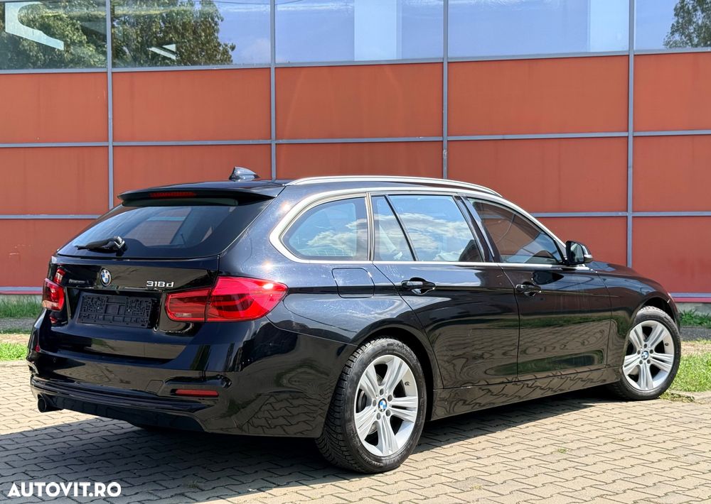 BMW Seria 3 318d Aut. Sport Line - 30