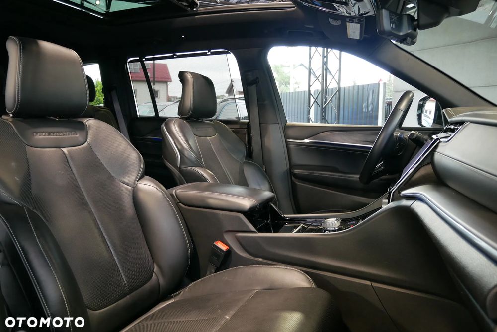 Jeep Grand Cherokee - 13