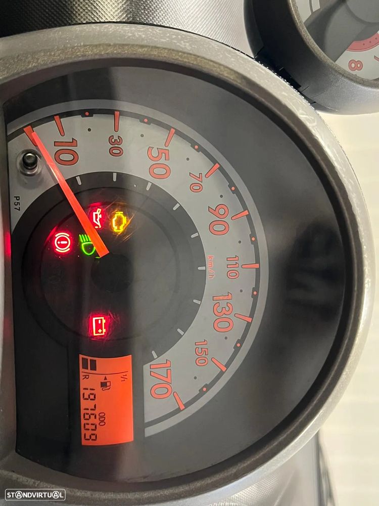 Peugeot 107 1.0 Trendy - 2