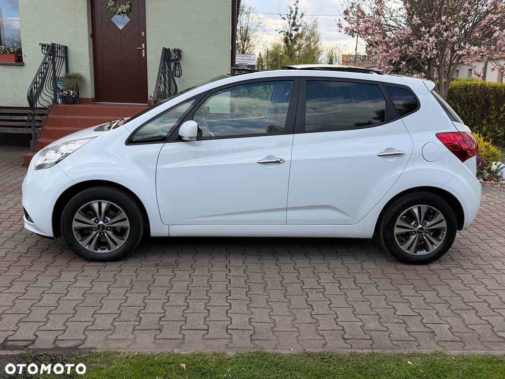 Kia Venga 1.4 CVVT Titanium Collection - 2