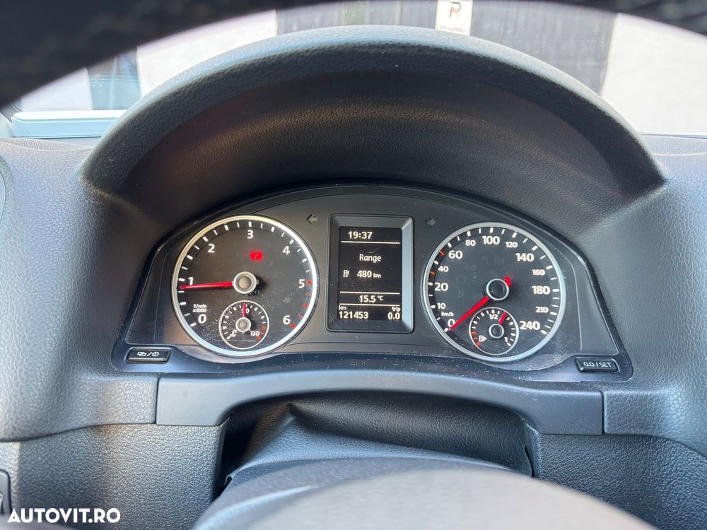 Volkswagen Tiguan - 16