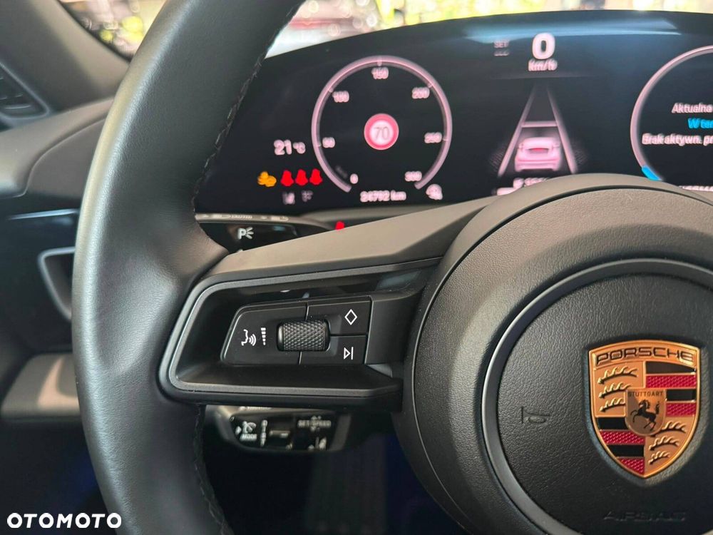 Porsche Taycan 105kWh Performance Plus - 17