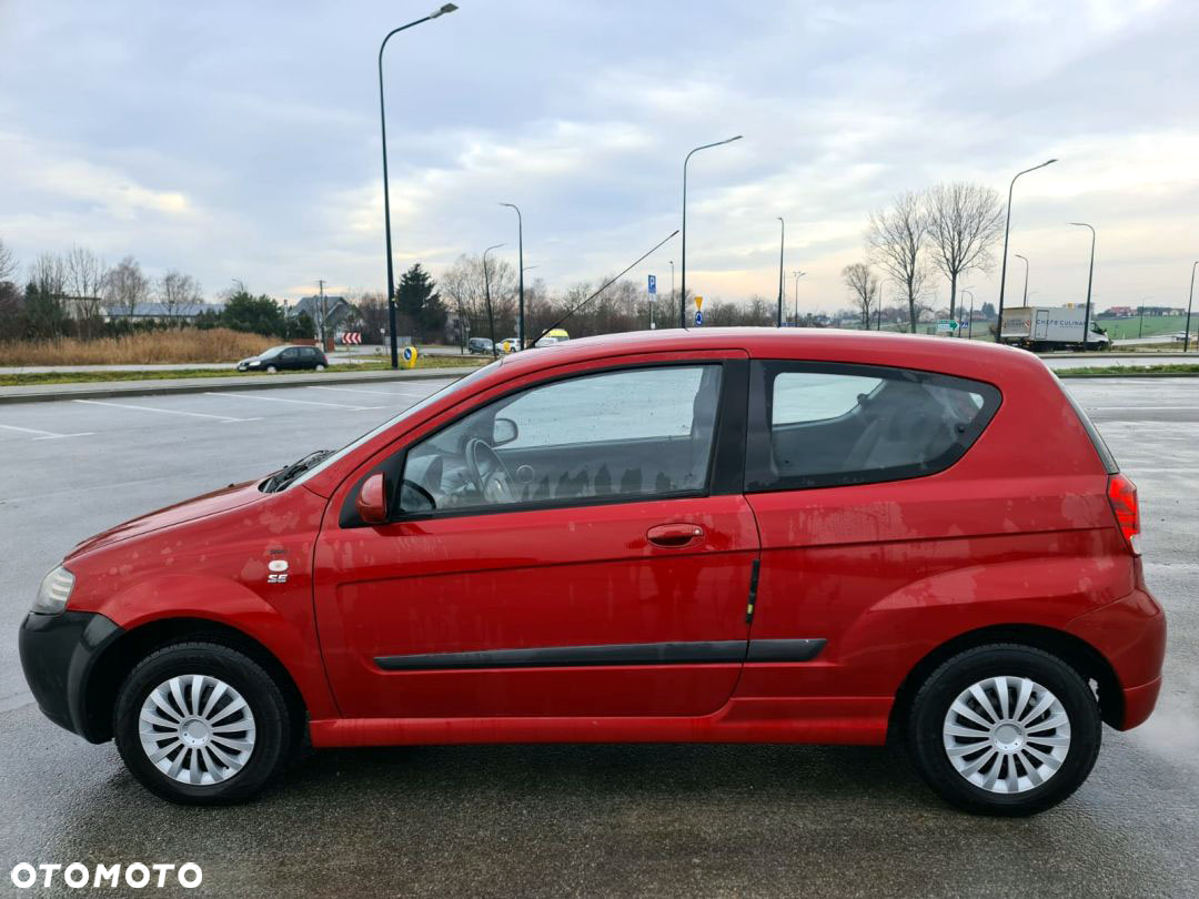 Chevrolet Kalos - 27