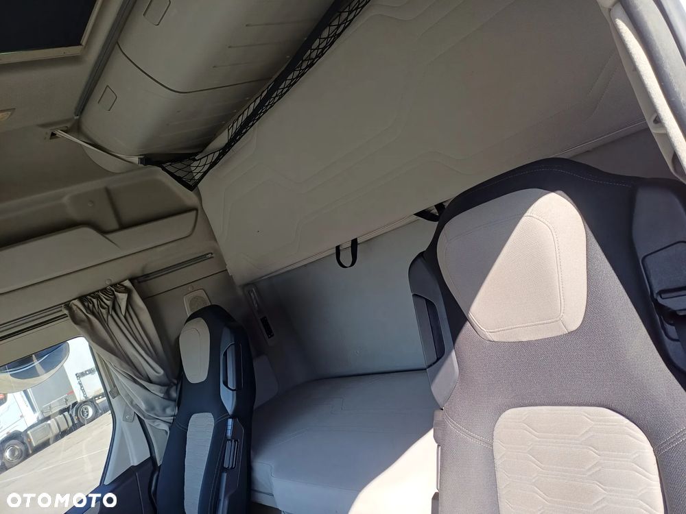 Ford F-Max STANDARD EURO 6 oryginalny przebieg - 11