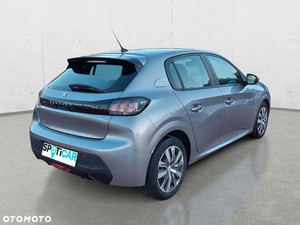 Peugeot 208 - 3
