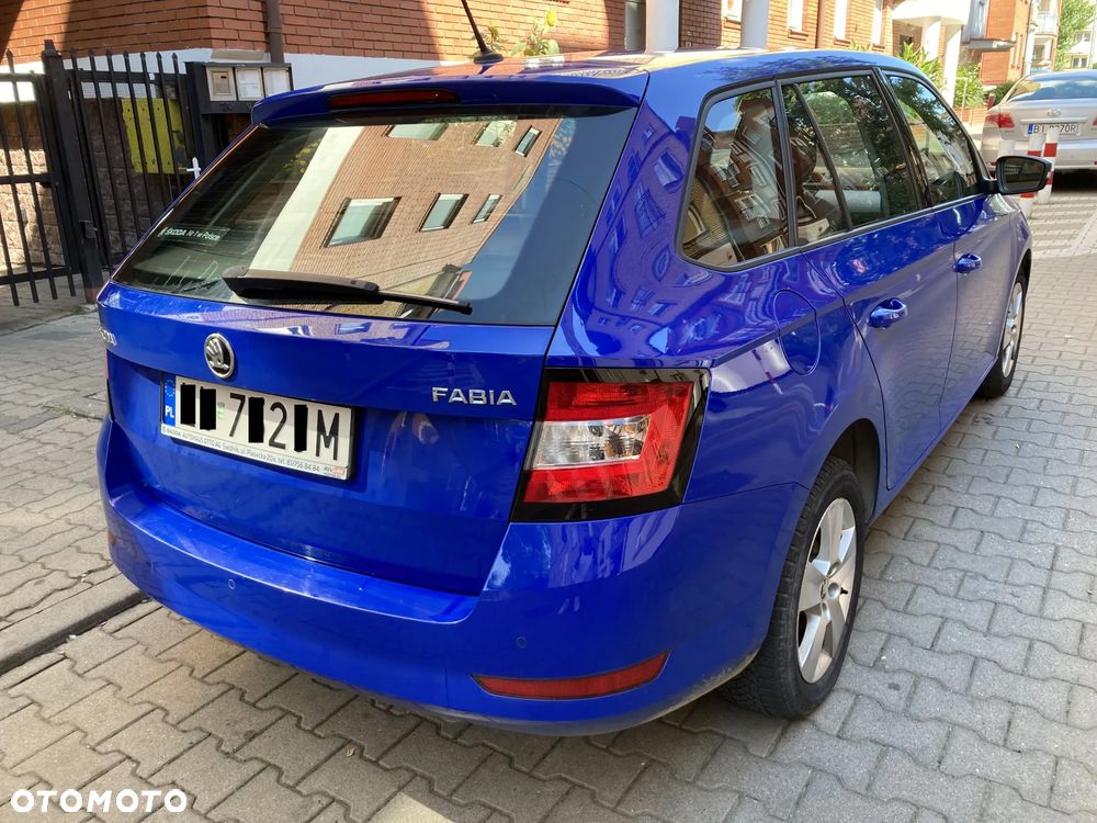 Skoda Fabia 1.0 TSI Ambition - 2