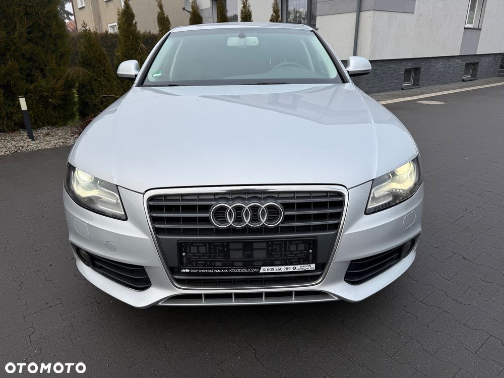 Audi A4 Limousine - 2