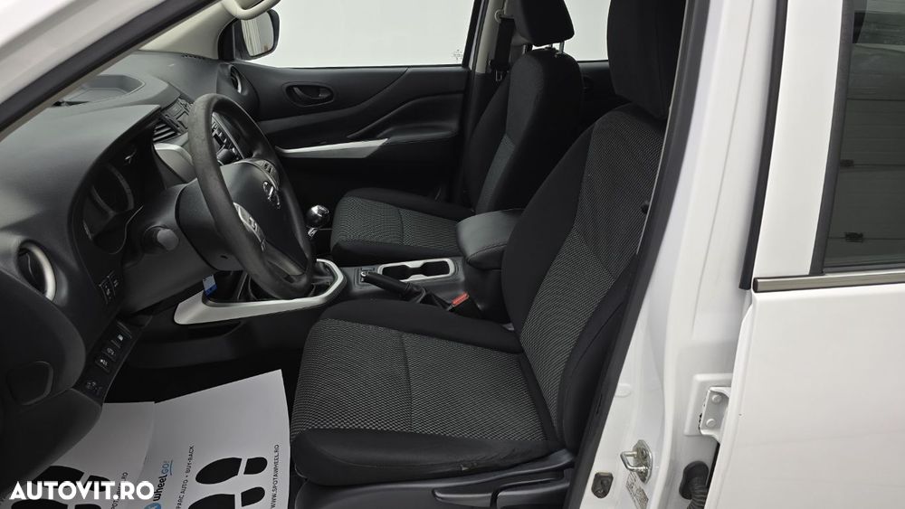 Nissan Navara 2.3 dCi Double Cab Visia - 12