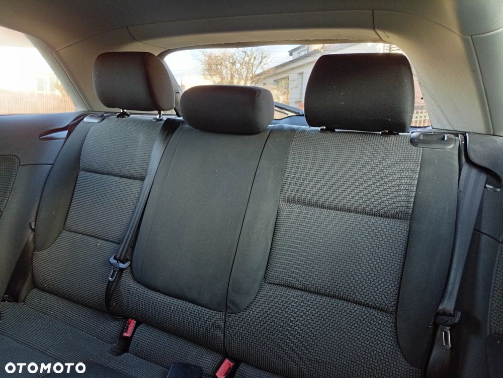 Audi A3 3-drzwiowe 1.6 Ambition - 16