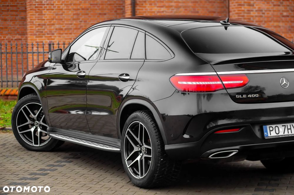 Mercedes-Benz GLE 350 d 4Matic 9G-TRONIC AMG Line - 8