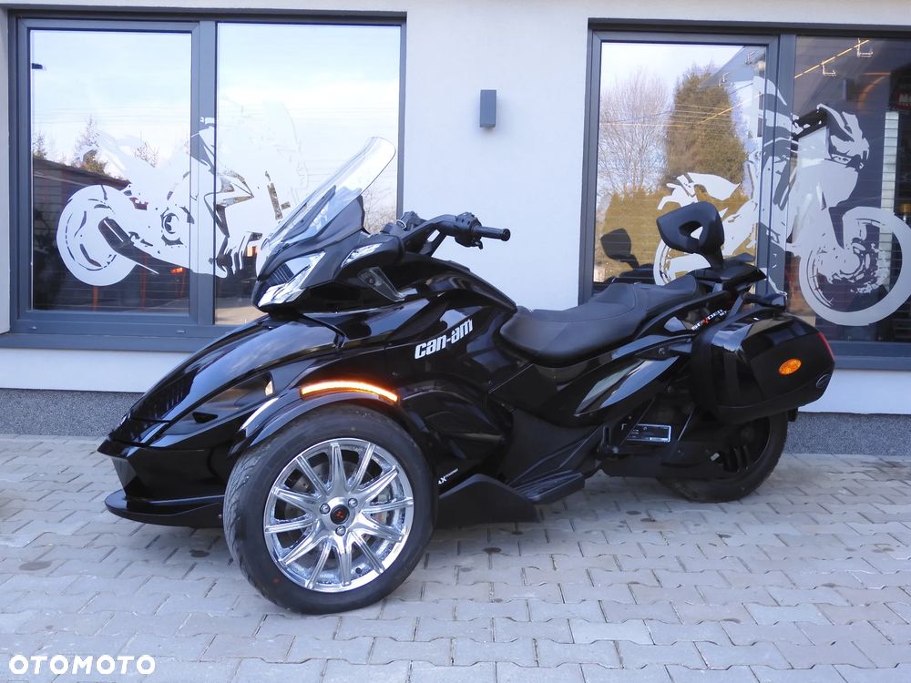 Can-Am Spyder - 37