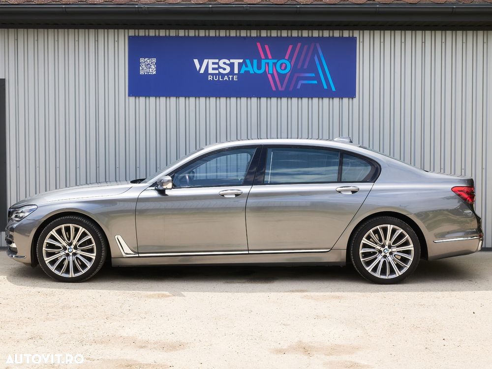 BMW Seria 7 750Li xDrive - 11
