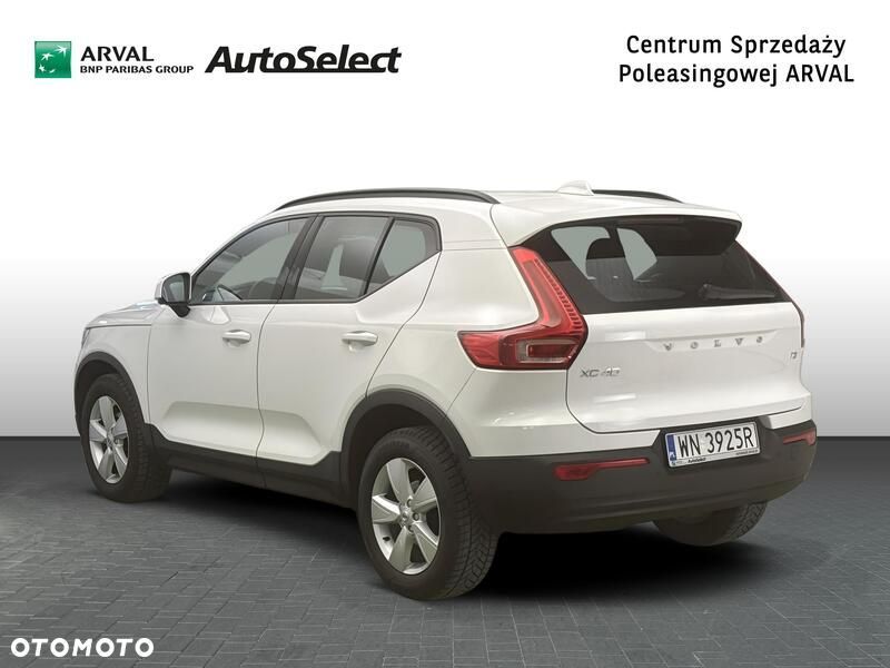 Volvo XC 40 T3 Momentum Core - 3