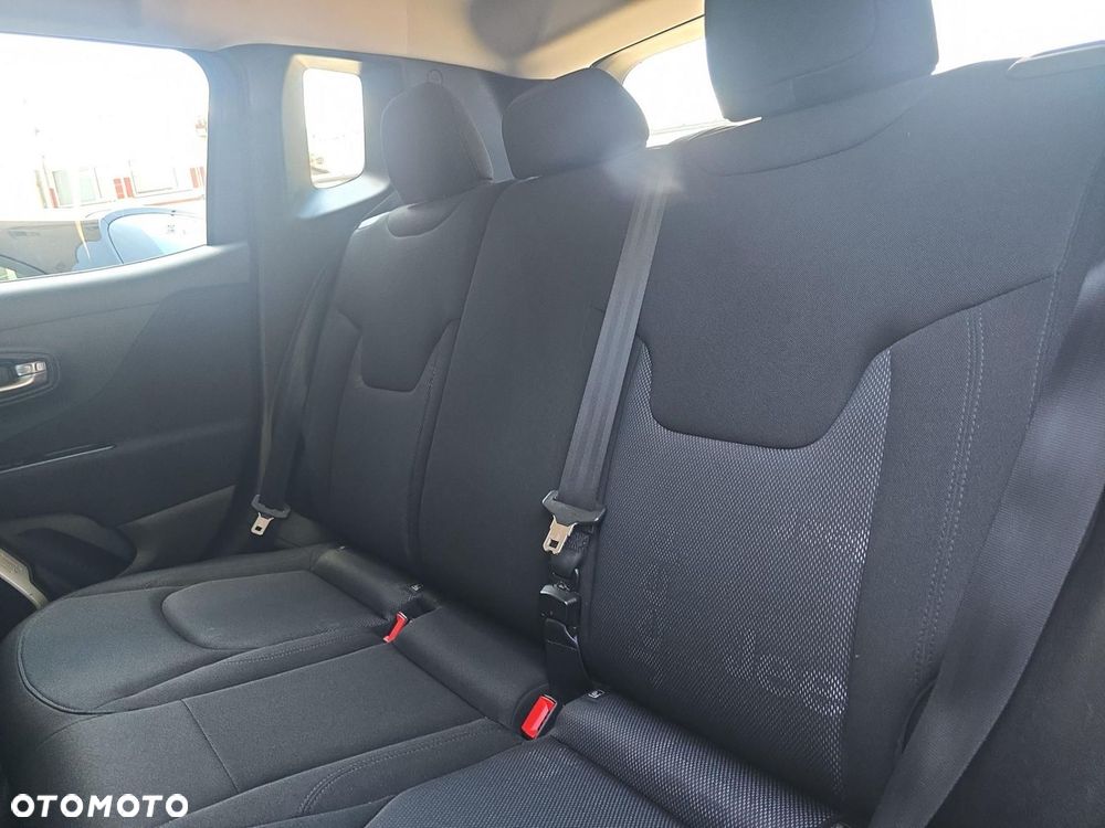 Jeep Renegade 1.4 MultiAir Longitude FWD S&S - 19