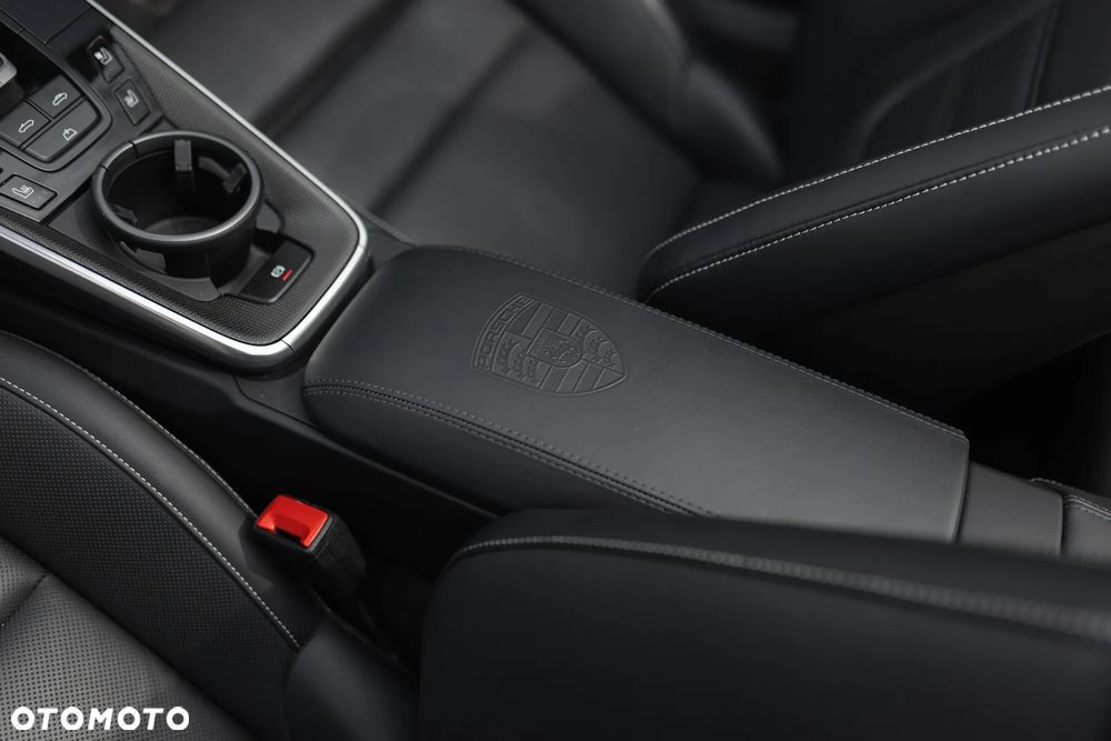 Porsche 911 Turbo S - 20