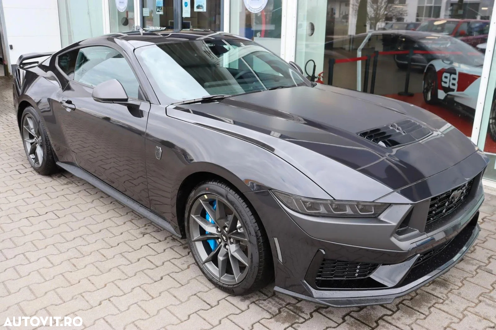 Ford Mustang 5.0 V8 Aut. Dark Horse - 4
