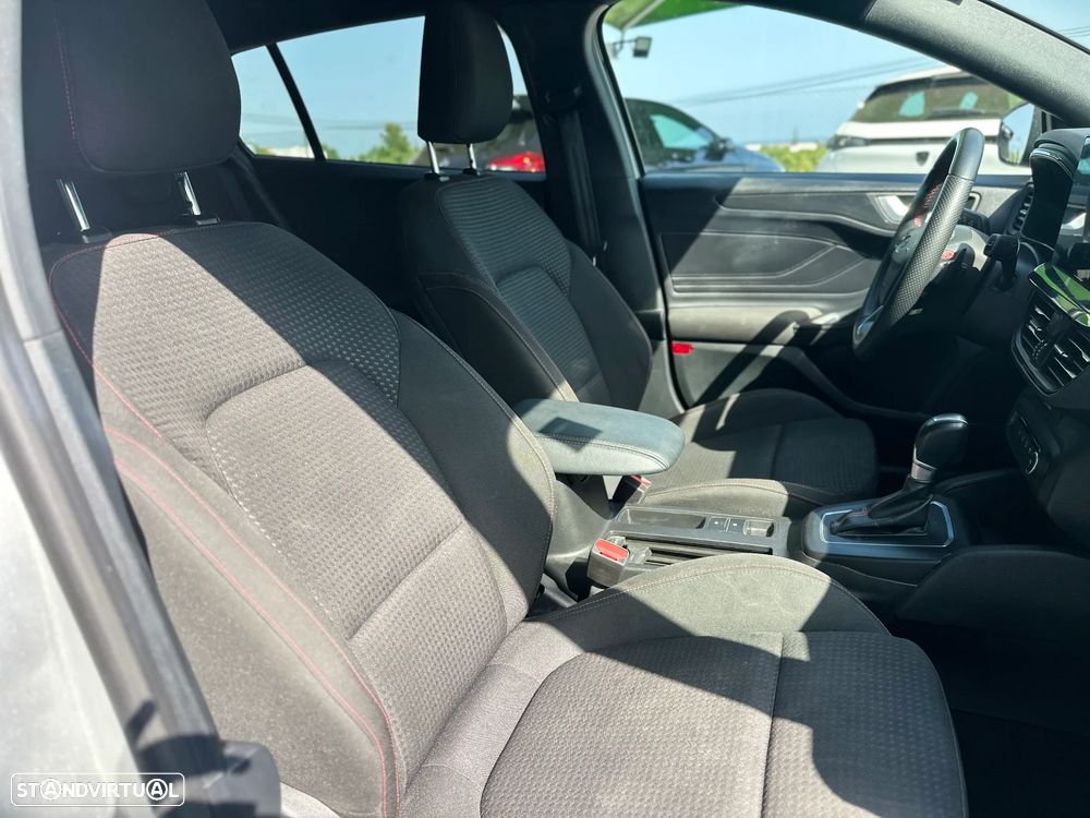 Ford Focus 1.0 EcoBoost Active Aut. - 9