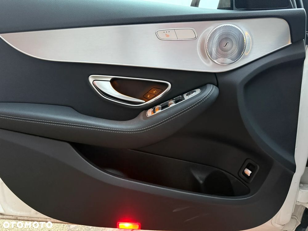 Mercedes-Benz Klasa C 220 d T 9G-TRONIC - 18
