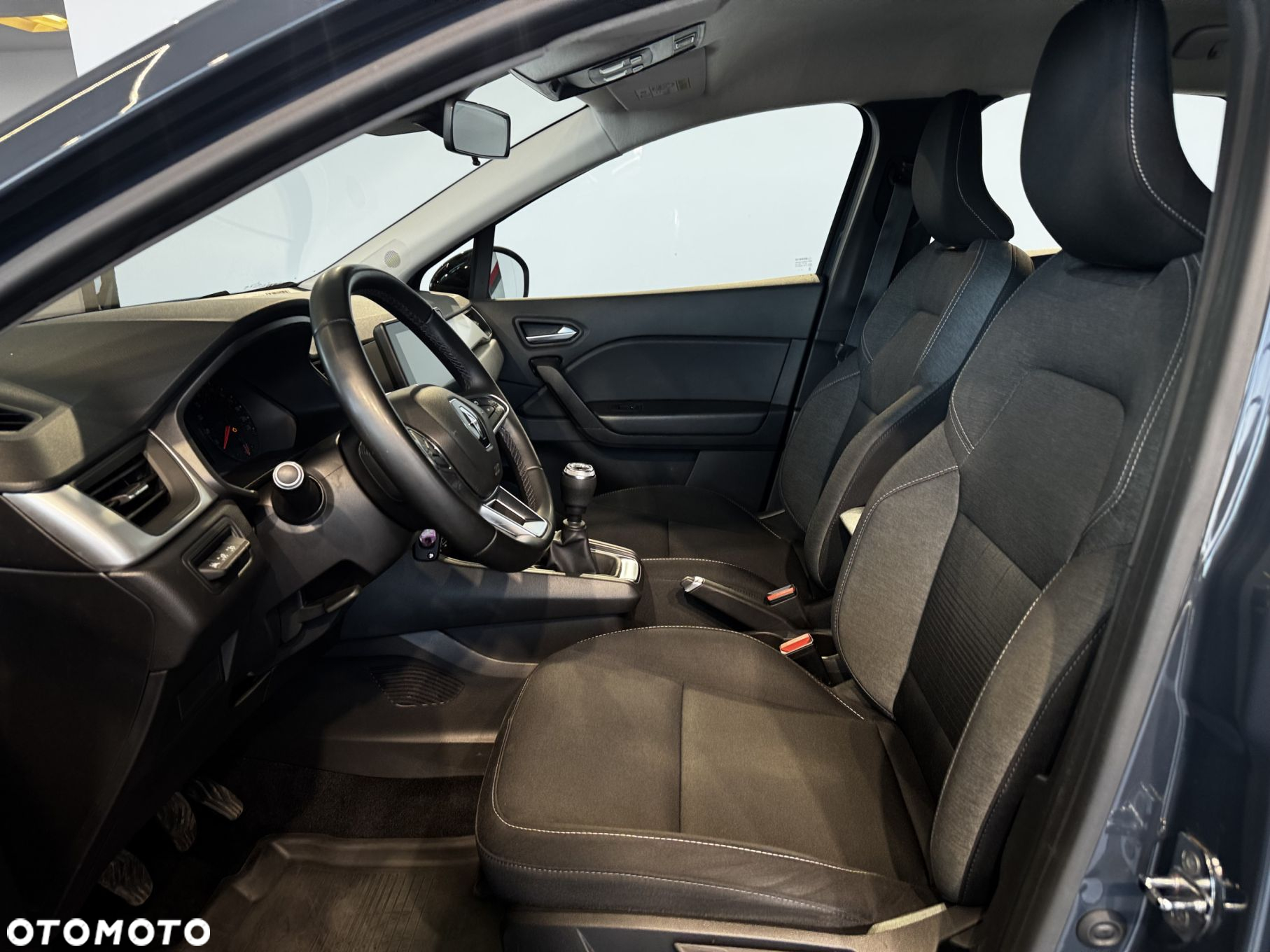Renault Captur - 16