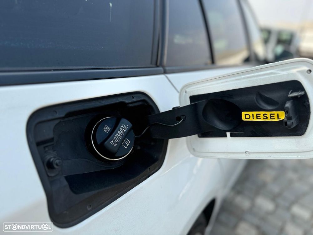 BMW 318 d Auto - 6